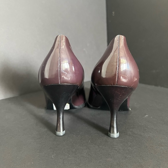 VINTAGE Jil Sander Patent Leather Eggplant Heels - Picture 6 of 8